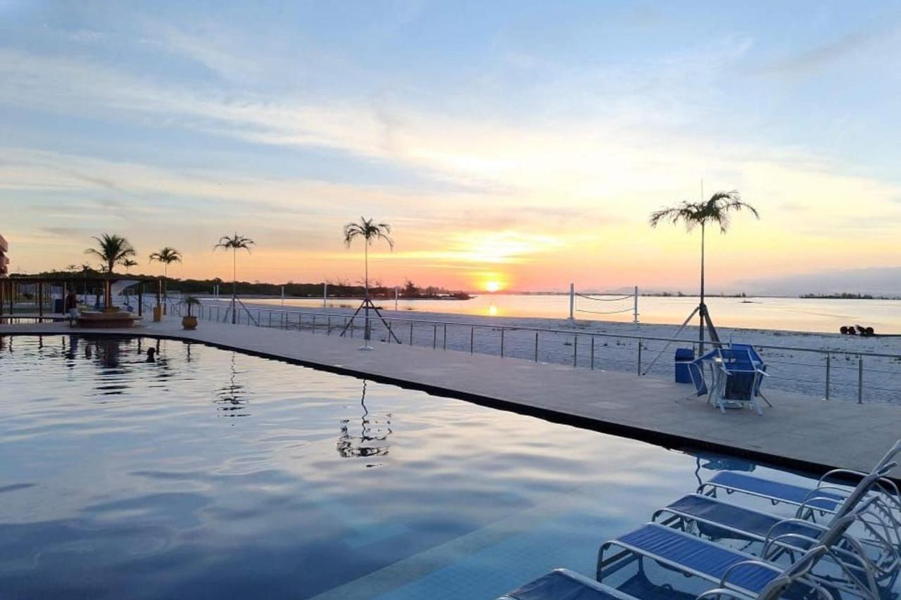 Resort em Arraial do Cabo, Desfrute de momentos inesquecíveis em uma apartamento de luxo com 2 quartos, 2 banheiros e 2 vagas de carro entre a praia e a lagoa Exterior foto